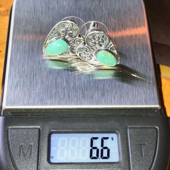 Natural Royston Turquoise Sterling Silver Heart Earrings - Picture 8 of 9